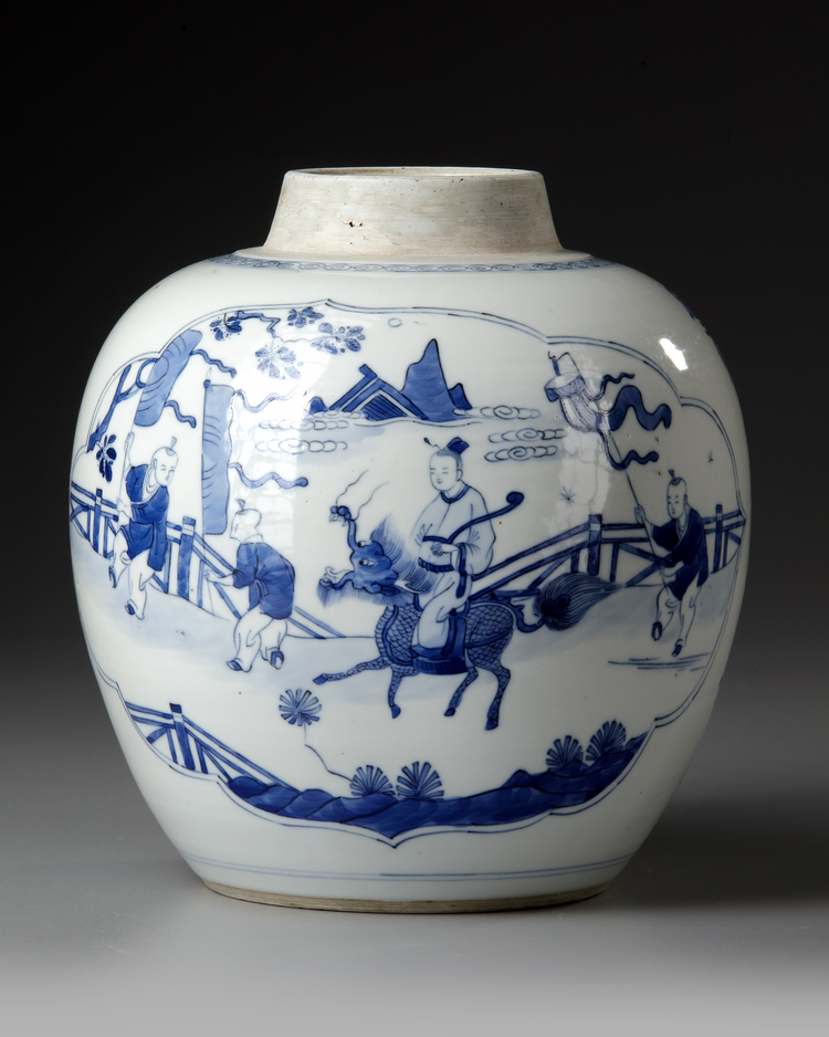 A CHINESE BLUE AND WHITE JAR, QING DYNASTY (1644–1911)