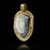 A LARGE CAMEO OF MEDUSA MOUNTED IN A GOLD FRAME, 3RD CENTURY AD