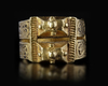 AN EARLY ISLAMIC GOLD RING, 7TH AH/ 14TH AD CENTURY
