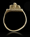 AN EARLY ISLAMIC GOLD RING, 7TH AH/ 14TH AD CENTURY