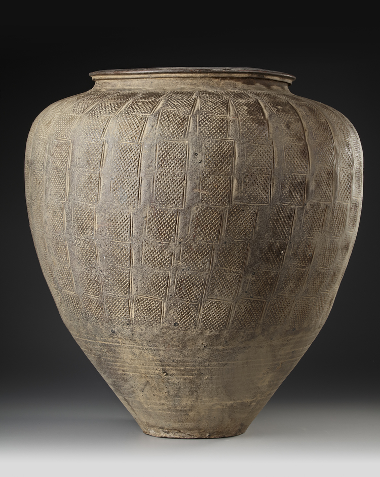A CHINESE POTTERY JAR WITH IMPRESSED TEXTILE PATTERN, ZHOU DYNASTY, WARRING STATES PERIOD 475–221 BC