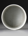 A CHINESE FAMILLE VERTE BRUSH POT, QING DYNASTY (1644-1911)