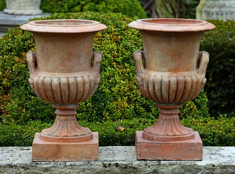 A PAIR OF TERRACOTTA VASES PROBABLY ITALIAN OR FRENCH, 19TH CENTURY