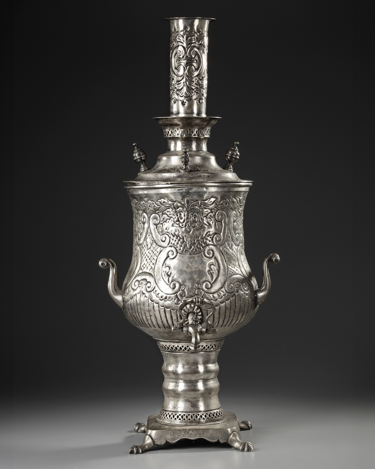 A LARGE OTTOMAN SILVER PLATED SAMOVAR, LATE 19TH/EARLY 20TH CENTURY