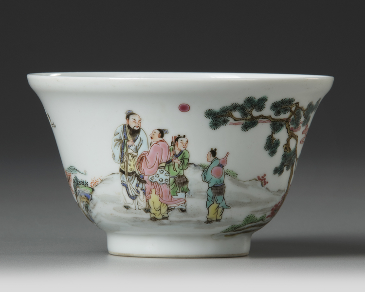 A CHINESE FAMILLE ROSE BOWL, 19TH-20TH CENTURY