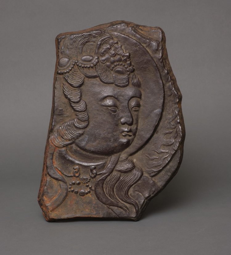A LARGE JAPANESE PLAQUE BODHISATTVA KANNON, EARLY-MID 20TH CENTURY
