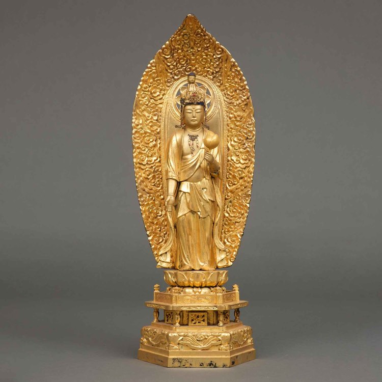 A JAPANESE BODHISATTVA KANNON, FIRST HALF 19TH CENTURY (LATE EDO PERIOD)