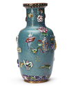 A CHINESE CLOISONNE ENAMEL VASE, 19TH/20TH CENTURY