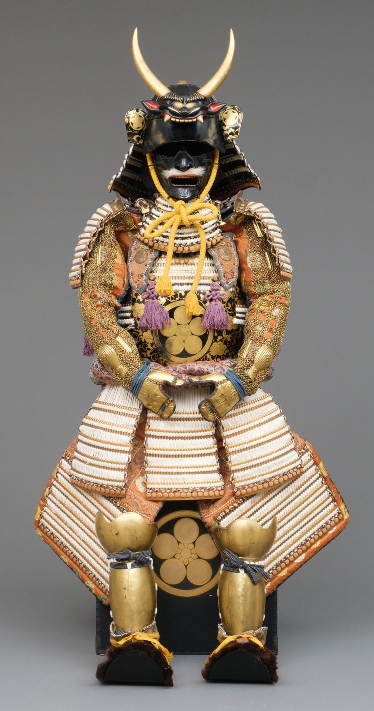 A JAPANESE GOLD AND BLACK LACQUERED ‘GREAT SUIT-OF-ARMOUR’, MID SHOWA PERIOD 1953
