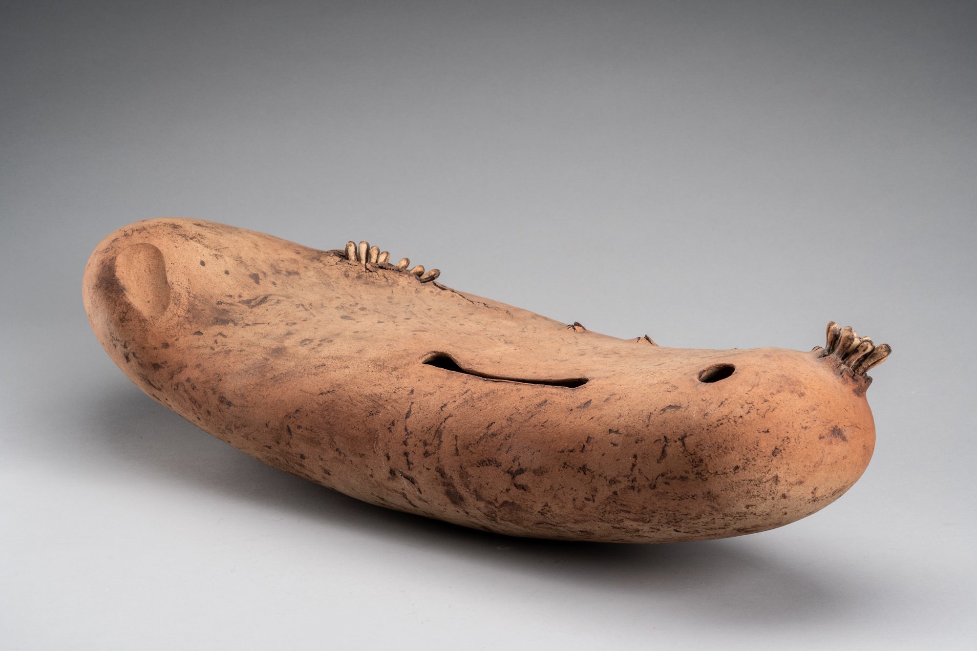 Fukami Sueharu 深見 陶治, Untitled porcelain sculpture 無題