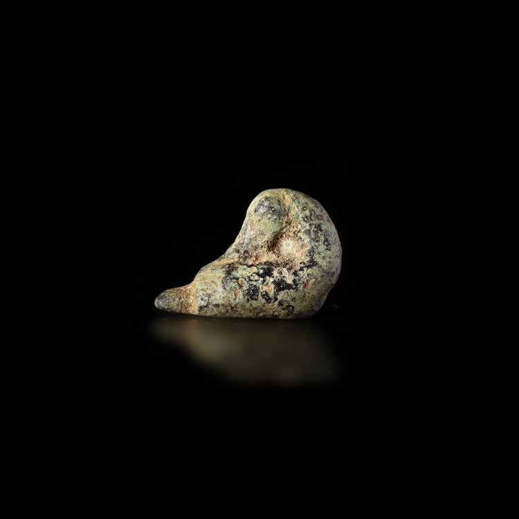 A BRONZE DUCK WEIGHT. ACHAEMENID. 5th.c.B.C.