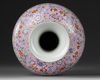 A CHINESE FAMILLE ROSE PINK GROUND VASE, 19TH-20TH CENTURY