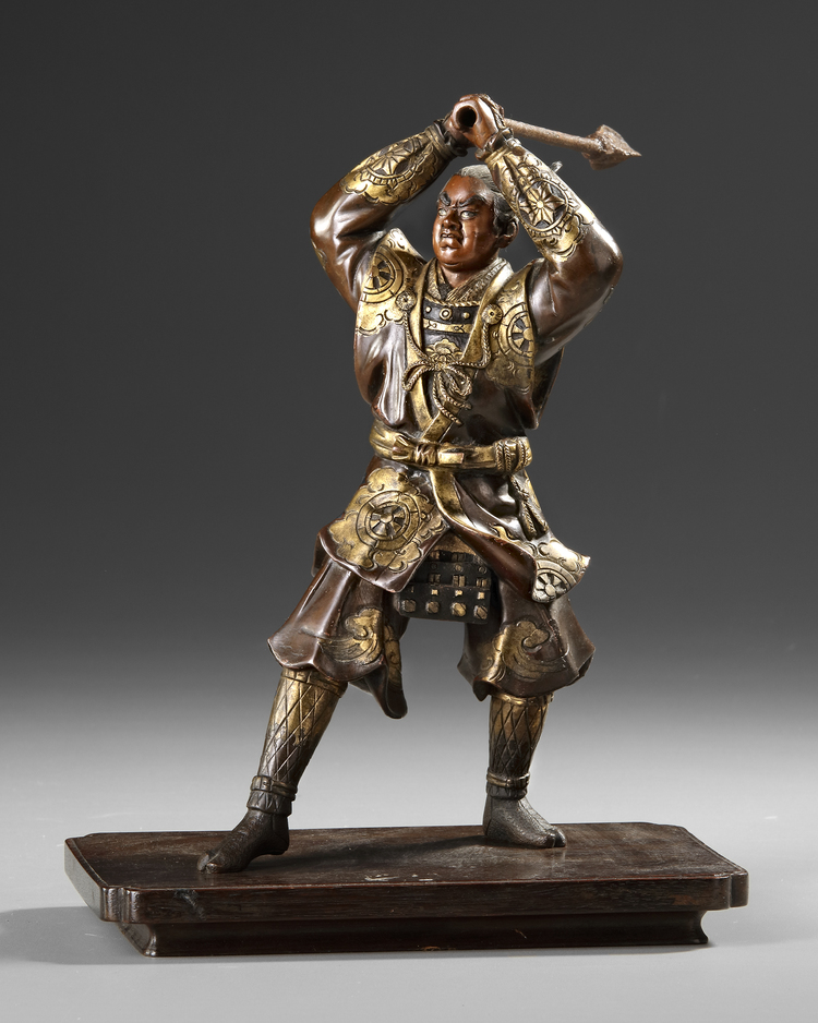A BRONZE JAPANESE STATUE OF A SAMURAI,  MEIJI PERIOD (1868-1912)