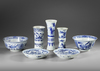 A CHINESE COLLECTION OF SEVEN BLUE AND WHITE WARES, 18TH CENTURY AND LATER
