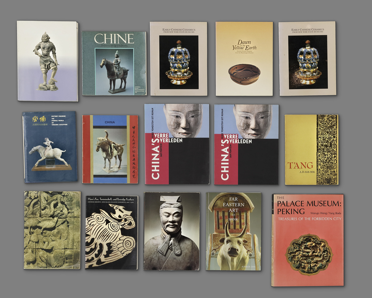 A COLLECTION OF FIFTEEN BOOKS ON CHINESE ART