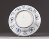 A Chinese blue and white 'Kraak porselein' deer plate