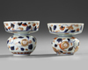 A PAIR OF JAPANESE IMARI CONTAINERS, CIRCA 1700-1720