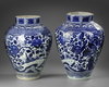 A PAIR OF JAPANESE ARITA BLUE AND WHITE VASES, 17TH CENTURY