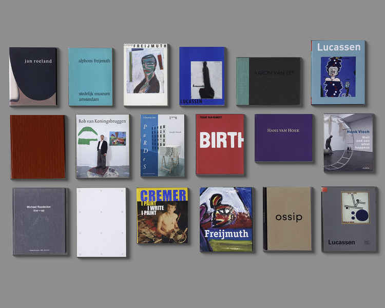 A COLLECTION OF SEVENTEEN ART BOOKS