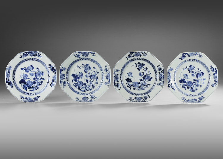 FOUR CHINESE BLUE AND WHITE OCTAGONAL DISHES, 18TH CENTURY