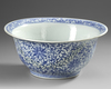 A CHINESE BLUE AND WHITE BOWL, 19TH CENTURY