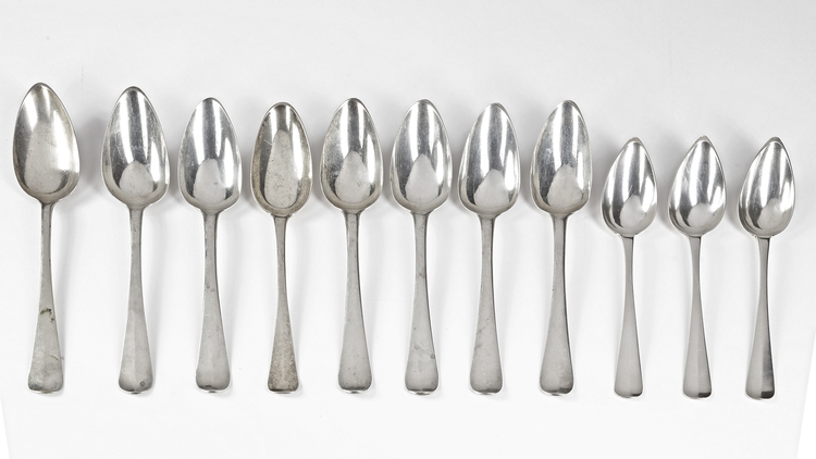 A COLLECTION OF 8 DUTCH SILVER SPOONS, 1823 AND 1871