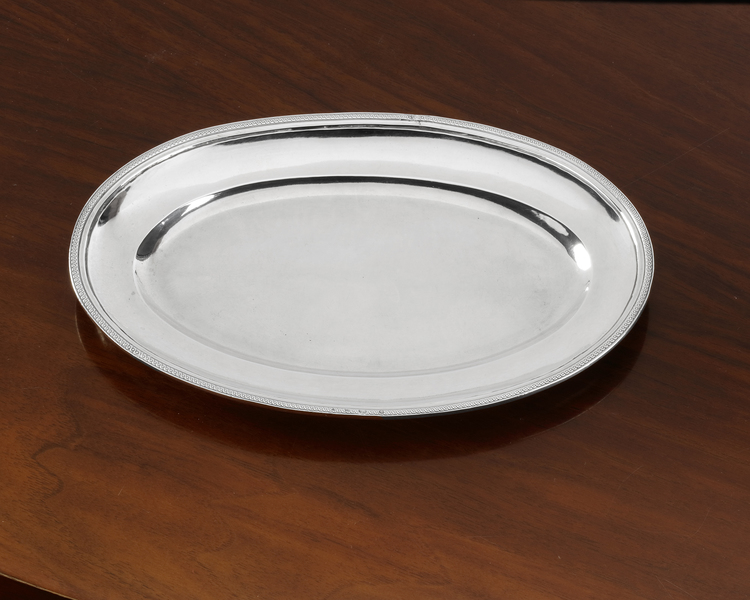 A SMALL FRENCH OVAL SILVER TRAY, 18TH CENTURY