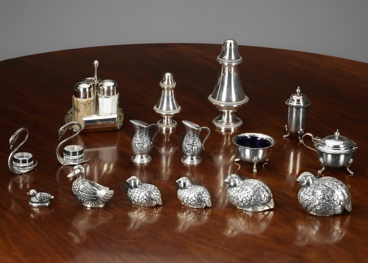 A COLLECTION OF SILVER PLATED SALTS, CASTERS AND OTHER OBJECTS