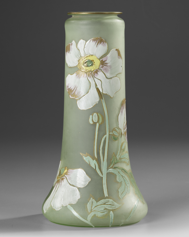 AN ART NOUVEAU GLASS VASE