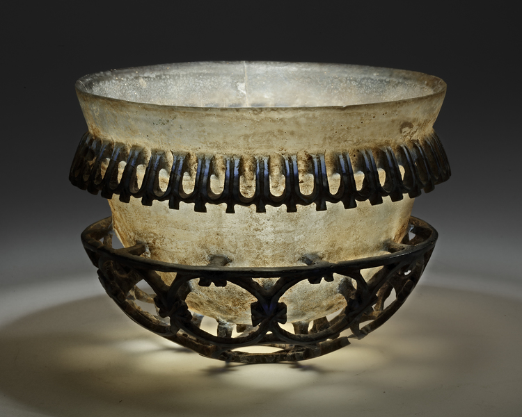 A CAGE CUP (DIATRETUM), CIRCA 300 AD