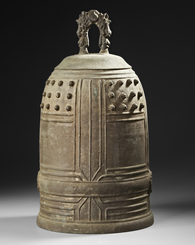 A LARGE JAPANESE BRONZE BONSHO BELL, SHORIN-JI TEMPLE, 1949