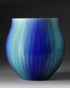 TOKUDA YASOKICHI III, KUTANI GLAZED VASE, JAPAN, LATE 20TH CENTURY