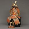 A GOLD AND BLACK LACQUER JAPANESE Ô’YOROI, MID SHOWA PERIOD (MID 20TH CENTURY)
