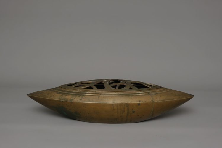 LARGE BRONZE JAPANESE KÔRO 香炉 (CENSER) BY THE ARTIST KANÔ REIHO, SHOWA PERIOD (1926-1989)