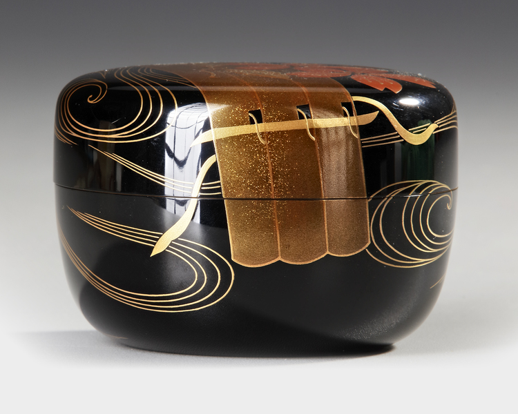 SIGNED NATSUME TEA CADDY WITH GOLD AND SILVER LEAF DECORATION, 20TH CENTURY
