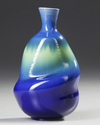 EXCEPTIONAL YASOKICHI VASE WITH ORIGINAL SIGNED BOX, LATE 20TH CENTURY