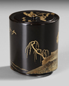 NATSUME TEA CADDY WITH ALL-OVER GOLDLEAF LACQUERED DECORATION OF A WILLOW TREE, MEIJI PERIOD,1868-1912