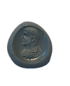 A ROMAN AMETHYST INTAGLIO PORTRAIT OF A NOBLEMAN – REPUBLICAN PERIOD, EARLY 1ST CENTURY A.D.