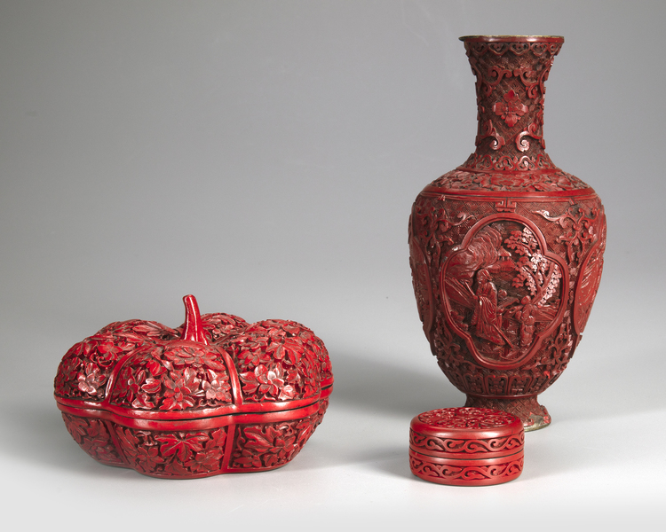A COLLECTION OF THREE CHINESE CARVED CINNABAR LACQUER WARES, 19TH-20TH CENTURY