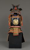 SHÔWA SUIT OF ARMOUR (YOROI) WITH ASANO CREST