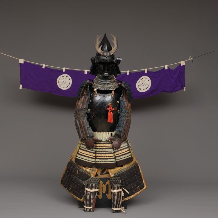 EXCEPTIONAL SUIT OF ARMOR EDO PERIOD