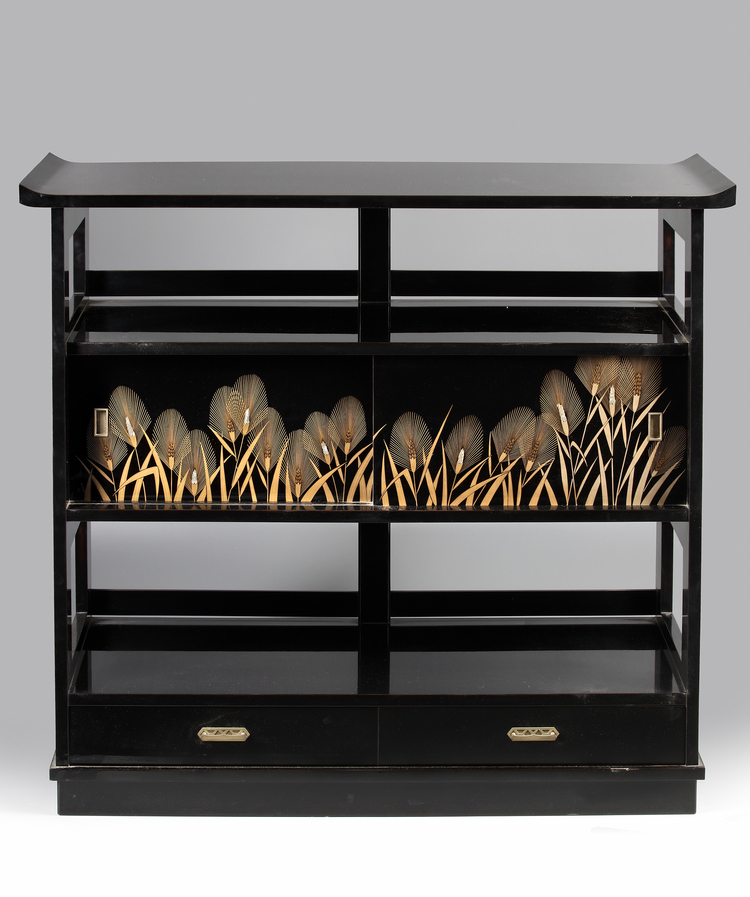 JAPANESE LACQUERED CABINET – 20TH CENTURY