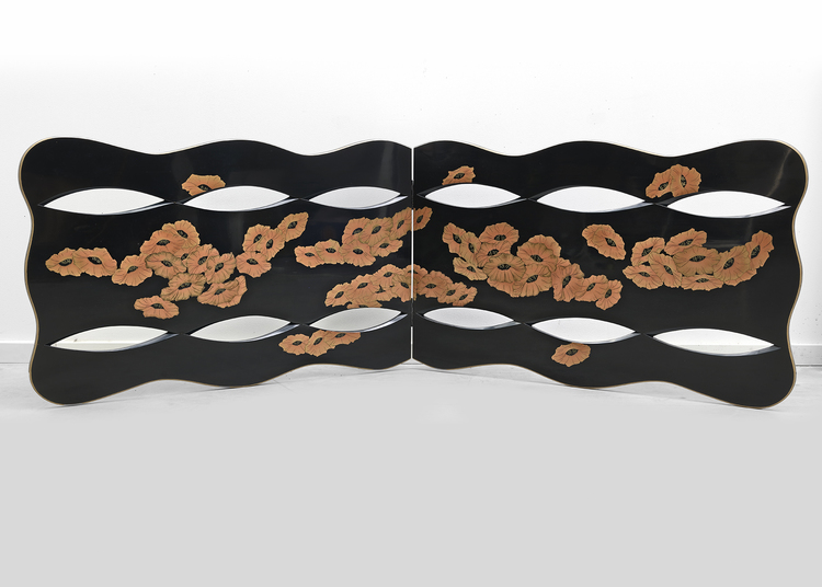 JAPANESE TWO-PANEL LACQUERED TEA CEREMONY SCREEN – 20TH CENTURY
