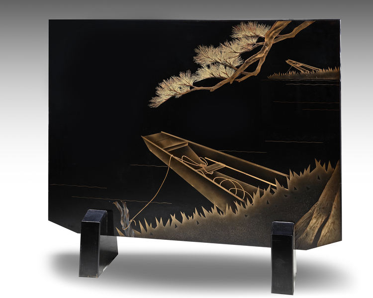 JAPANESE TWO-PANEL LACQUERED TEA CEREMONY SCREEN   20TH CENTURY – MAKI-E GOLD AND SILVER DESIGN