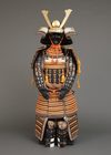 STRIKING AND ALL-MATCHING JAPANESE GOLD AND BLACK LACQUER SUIT-OF-ARMOUR