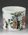 A CHINESE FAMILLE VERTE BRUSH POT, 19TH/20TH CENTURY