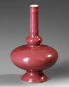 A SMALL CHINESE RUBY-GLAZED VASE, 19TH/20TH CENTURY