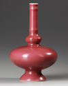 A SMALL CHINESE RUBY-GLAZED VASE, 19TH/20TH CENTURY