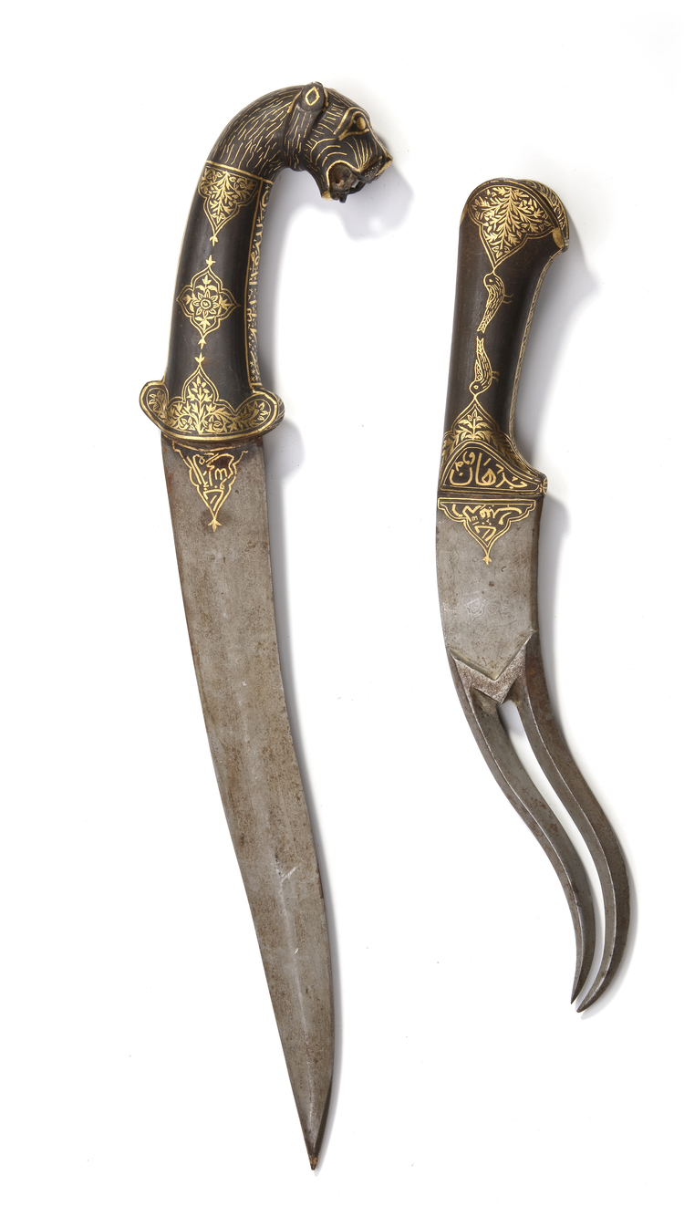 A SET OF TWO SILVER DAGGERS, INDIA, 19TH CENTURY