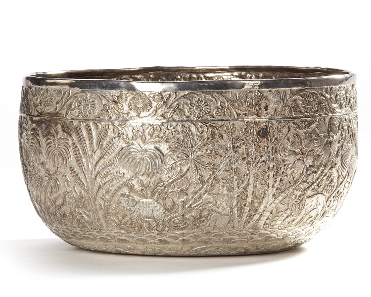 A SILVER OFFERING BOWL, THAILAND, 19TH CENTURY